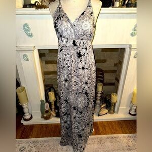 Allison Brittany dress black and white Great for parties/cruising size L